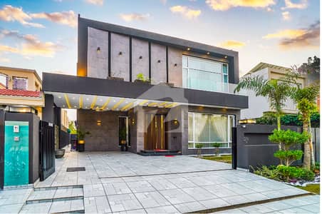 1 Kanal Out Standing Top Quality At A Prime Hot Location Near To Park And Mosque With Basement For Sale Very Reasonable Deal