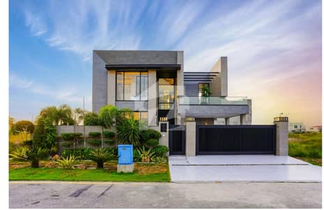 1 Kanal Out Standing Top Quality Brand New House With Basement Designed By Mazher Munir For Sale