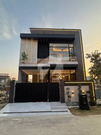 Stunning 5-Marla Contemporary House for Sale in DHA Lahore Phase 9-Town 3 Attached Baths, Modern Company Kitchen, TV Lounge, Drawing & Dining, Store & Powder Room Hot Location, Easy Deal, Motivated Seller 335 Lac Only