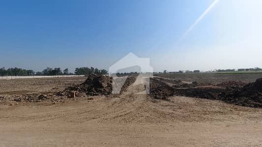 بیدیاں روڈ لاہور میں 4 کنال رہائشی پلاٹ 1.6 کروڑ میں برائے فروخت۔
