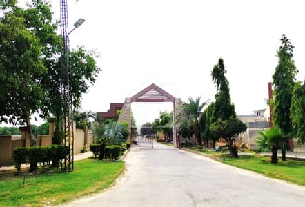4 Kanal Farmhouse for Sale Near DHA Lahore Ideal for Living & Investment