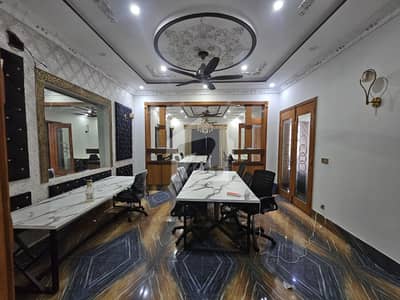 Ideally Located House Of 1 Kanal Is Available For rent In Lahore