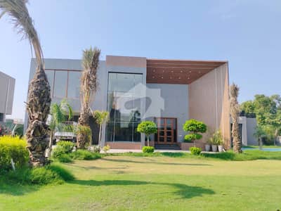 Stunning 4 Kanal Farm House For Rent PKR 500,000/Month