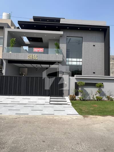 9 Marla Beautiful House For Sale Banker Avenue Cooperative Society Lahore