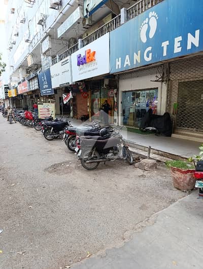 CORNER SHOP AVAILABLE FOR RENT ON MAIN ROAD