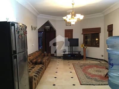 APARTMENT FOR SALE FULL FLOOR 3 SIDE CORNER BUILDING 200 YARDS