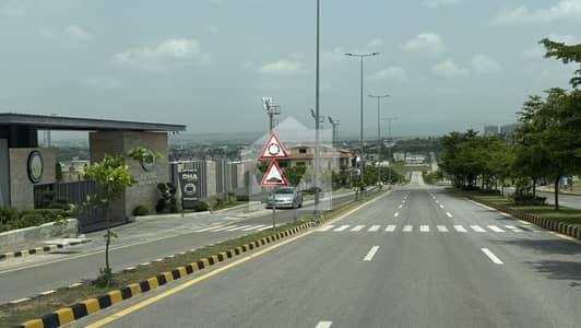 Johar Boulevard Sector B top height location plot for Sale