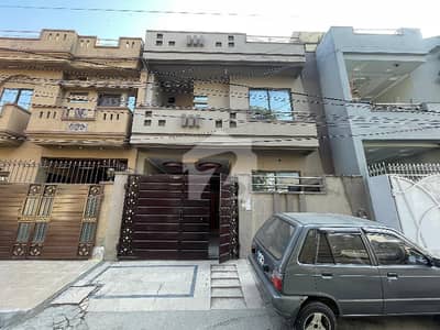 جوہر ٹاؤن فیز 2 - بلاک کیو جوہر ٹاؤن فیز 2,جوہر ٹاؤن,لاہور میں 4 کمروں کا 5 مرلہ مکان 2.6 کروڑ میں برائے فروخت۔