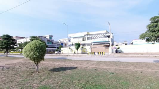 جی ۔ 13/1 جی ۔ 13,اسلام آباد میں 6 کمروں کا 10 مرلہ مکان 7.5 کروڑ میں برائے فروخت۔