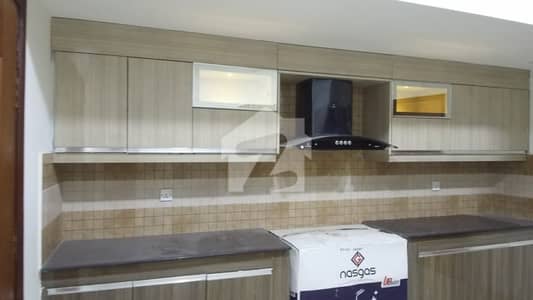 10 Marla 3 Bed Brand New Flat For Sale In Askari 11 Lahore