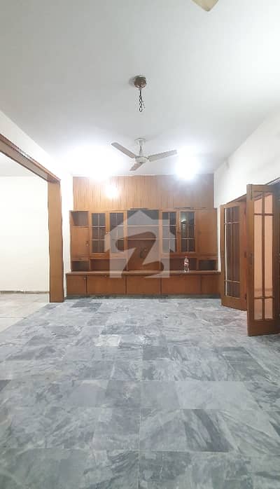 شاہ جمال لاہور میں 3 کمروں کا 7 مرلہ مکان 1.35 لاکھ میں کرایہ پر دستیاب ہے۔ شاہ جمال لاہور میں 3 کمروں کا 7 مرلہ مکان 1.35 لاکھ میں کرایہ پر دستیاب ہے۔