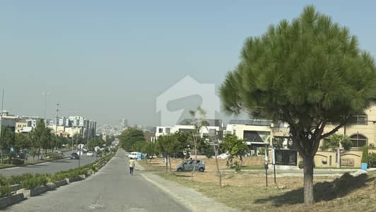 Prime Location Sector E Strert 17b One Kanal Plot Available For Sale