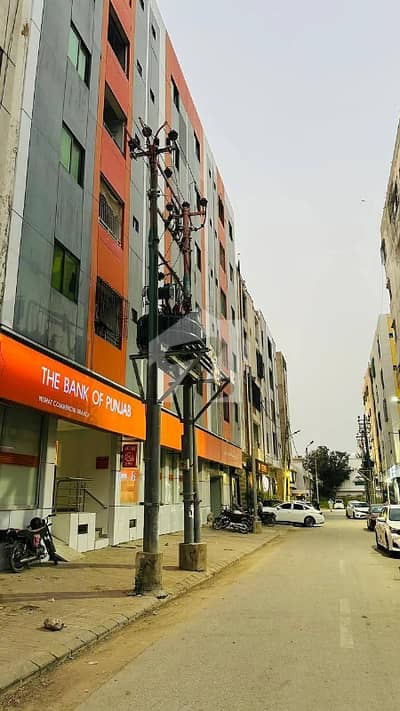 نشاط کمرشل ایریا ڈی ایچ اے فیز 6,ڈی ایچ اے ڈیفینس,کراچی میں 3 کمروں کا 8 مرلہ فلیٹ 3.5 کروڑ میں برائے فروخت۔