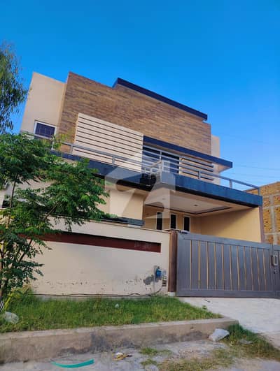 10 Marla Spacious House for Rent 10 Marla Spacious House for Rent