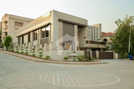 بحریہ انٹلیکچول ویلج بحریہ ٹاؤن راولپنڈی,راولپنڈی میں 5 کمروں کا 1 کنال مکان 22.75 کروڑ میں برائے فروخت۔ بحریہ انٹلیکچول ویلج بحریہ ٹاؤن راولپنڈی,راولپنڈی میں 5 کمروں کا 1 کنال مکان 22.75 کروڑ میں برائے فروخت۔