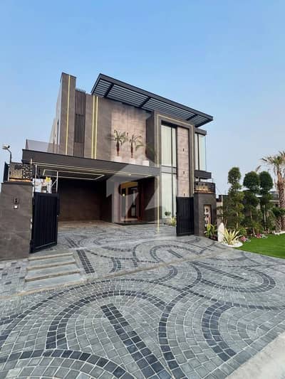 10 Marla Unique House For Sale In DHA Phase 8