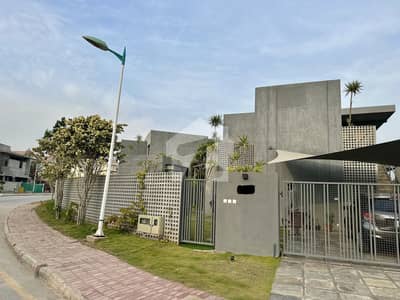 بحریہ ٹاؤن فیز 8 بحریہ ٹاؤن راولپنڈی,راولپنڈی میں 7 کمروں کا 1 کنال مکان 13.0 کروڑ میں برائے فروخت۔ بحریہ ٹاؤن فیز 8 بحریہ ٹاؤن راولپنڈی,راولپنڈی میں 7 کمروں کا 1 کنال مکان 13.0 کروڑ میں برائے فروخت۔