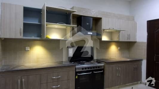 3 Bed Flat With Basement Parking For Rent Askari 11 Lahore Rs135,000/