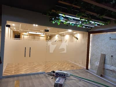 ڈی ایچ اے فیز 4 ڈیفنس (ڈی ایچ اے),لاہور میں 8 مرلہ Studio دفتر 1.4 لاکھ میں کرایہ پر دستیاب ہے۔