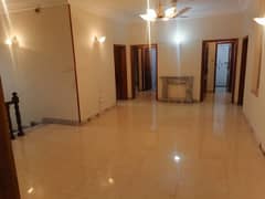 F-10 666 Sq Yard Upper Portion For Rent  4 Beds Separate Gate Servant Quarter