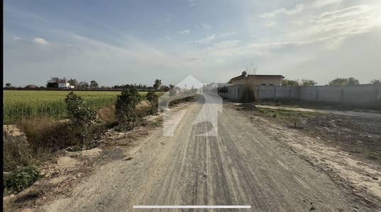 1 Kanal Farm House Plot For Sale Adjacent To Le Greenz Society