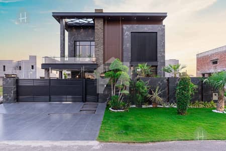 Beautiful 1 Kanal Modern House In DHA Phase 5 With Spacious Bedrooms Ideal For Family Living In A Secure, Prime Location