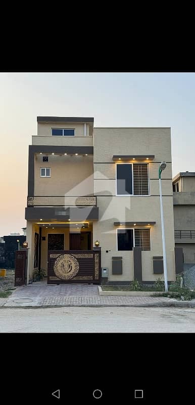 بحریہ ٹاؤن فیز 8 ۔ بلاک ایم بحریہ ٹاؤن فیز 8,بحریہ ٹاؤن راولپنڈی,راولپنڈی میں 4 کمروں کا 5 مرلہ مکان 2.25 کروڑ میں برائے فروخت۔ بحریہ ٹاؤن فیز 8 ۔ بلاک ایم بحریہ ٹاؤن فیز 8,بحریہ ٹاؤن راولپنڈی,راولپنڈی میں 4 کمروں کا 5 مرلہ مکان 2.25 کروڑ میں برائے فروخت۔