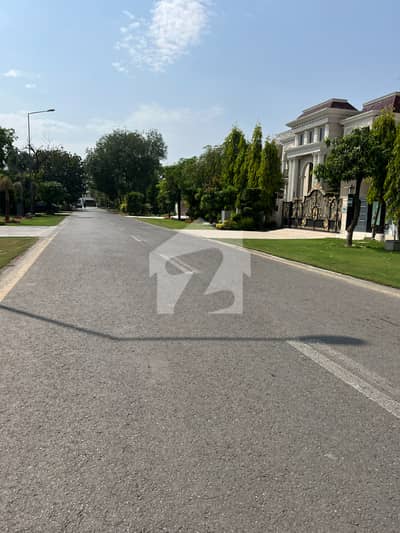 ڈی ایچ اے فیز 7 - بلاک یو ڈی ایچ اے فیز 7,ڈی ایچ اے ڈیفینس,لاہور میں 4 کنال رہائشی پلاٹ 18.01 کروڑ میں برائے فروخت۔ ڈی ایچ اے فیز 7 - بلاک یو ڈی ایچ اے فیز 7,ڈی ایچ اے ڈیفینس,لاہور میں 4 کنال رہائشی پلاٹ 18.01 کروڑ میں برائے فروخت۔