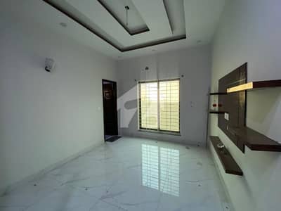 A Great Choice For A 10 Marla Upper Portion Available In Bankers Avenue Cooperative Housing Society A Great Choice For A 10 Marla Upper Portion Available In Bankers Avenue Cooperative Housing Society
