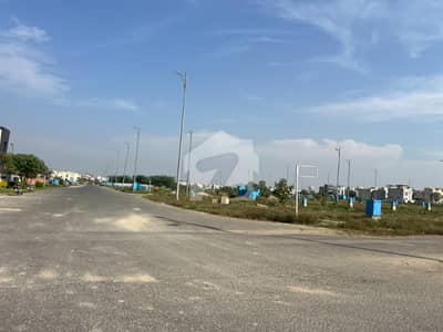 60 Feet Road Facing Neat & Clean Affordable Deal