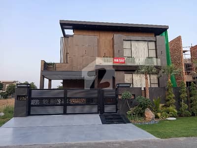 ڈی ایچ اے فیز 6 - بلاک ایل فیز 6,ڈیفنس (ڈی ایچ اے),لاہور میں 6 کمروں کا 1 کنال مکان 22.0 کروڑ میں برائے فروخت۔ ڈی ایچ اے فیز 6 - بلاک ایل فیز 6,ڈیفنس (ڈی ایچ اے),لاہور میں 6 کمروں کا 1 کنال مکان 22.0 کروڑ میں برائے فروخت۔