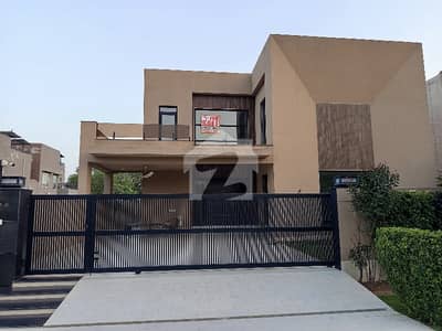 ڈی ایچ اے فیز 7 - بلاک آر فیز 7,ڈیفنس (ڈی ایچ اے),لاہور میں 5 کمروں کا 1 کنال مکان 14.0 کروڑ میں برائے فروخت۔ ڈی ایچ اے فیز 7 - بلاک آر فیز 7,ڈیفنس (ڈی ایچ اے),لاہور میں 5 کمروں کا 1 کنال مکان 14.0 کروڑ میں برائے فروخت۔