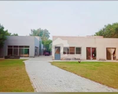 8 Kanal Farm House For Sale