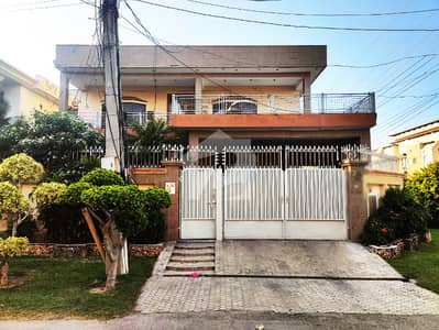 1 Kanal Double Unit Luxury House For Sale In Wapda Town Phase 1 On 80 Feet Road Hot Location 1 Kanal Double Unit Luxury House For Sale In Wapda Town Phase 1 On 80 Feet Road Hot Location