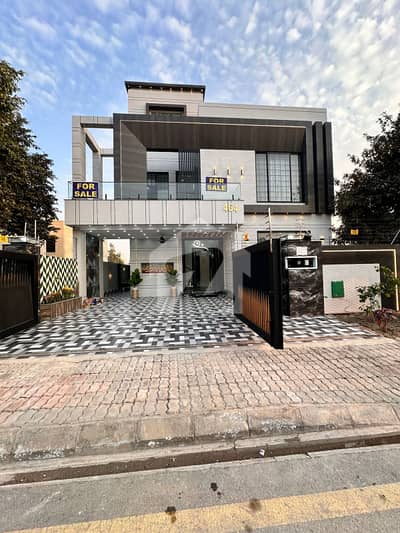 10 Marla Residential House For Sale In Sector C, Nearby Commercial Market, School, Mosuqe and Health Care Canter 10 Marla Residential House For Sale In Sector C, Nearby Commercial Market, School, Mosuqe and Health Care Canter