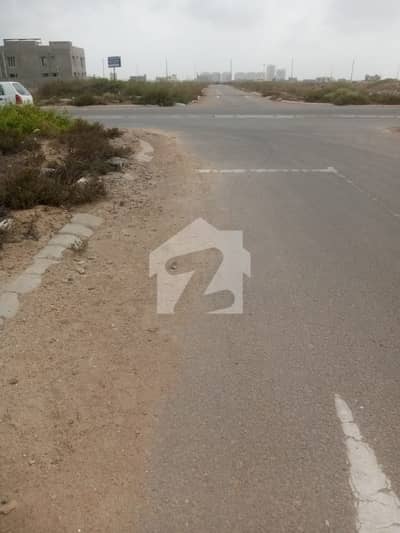 Plot For Sale 500 Yards Phase 8