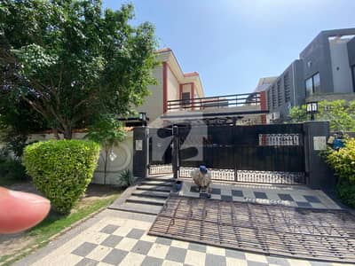 ONE-KANAL FULLY HOUSE 5 BEDS WITH ATTAHCHED BATHS AVAILABLE FOR RENT NEAR TO LUMS , JALAL SONS