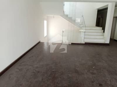 500 Yards Luxury Bungalow for Sale in DHA Phase 6 Karachi | 5 Bed with Study, Garden & Prime Location