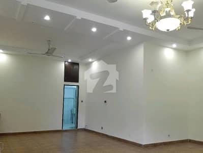 10 Marla House Upper Portion For Rent Prime Location Allama Iqbal Town Lahore