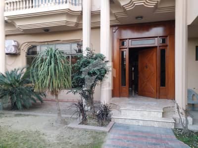 CANTT,EXECUTIVE FURNISHED HOUSE FOR RENT GULBERG GARDEN TOWN UPPER MALL SHADMAN GOR ZAMAN PARK LAHORE