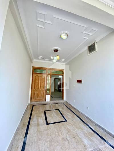 G11/3 Full House 5 Bed 2 kitchen