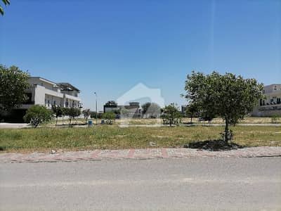 Change Your Address To Top City 1 - Block C, Islamabad For A Reasonable Price Of Rs. 23000000