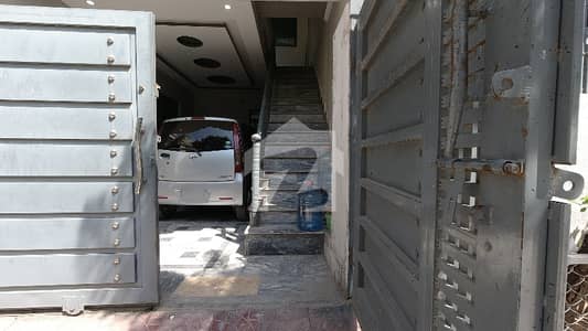 شاہ خالد کالونی راولپنڈی میں 4 کمروں کا 6 مرلہ مکان 2.5 کروڑ میں برائے فروخت۔ شاہ خالد کالونی راولپنڈی میں 4 کمروں کا 6 مرلہ مکان 2.5 کروڑ میں برائے فروخت۔