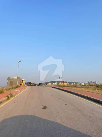 Premium 8 Marla Boulevard Plot (1 Marla Extra Paid) For Sale In Bahria Enclave Prime Investment Premium 8 Marla Boulevard Plot (1 Marla Extra Paid) For Sale In Bahria Enclave Prime Investment