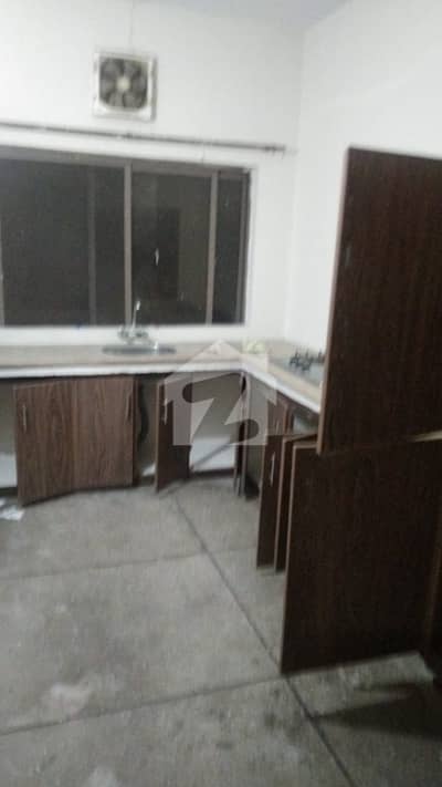14 marla 4 bed marble flooring house for rent