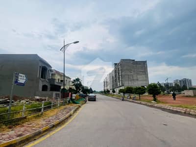 10 Marla Corner Park Face Plot for Sale in C1 Bahria Enclave Prime Location