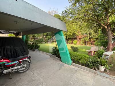 شاہ جمال لاہور میں 7 کمروں کا 4 کنال مکان 24.0 کروڑ میں برائے فروخت۔ شاہ جمال لاہور میں 7 کمروں کا 4 کنال مکان 24.0 کروڑ میں برائے فروخت۔