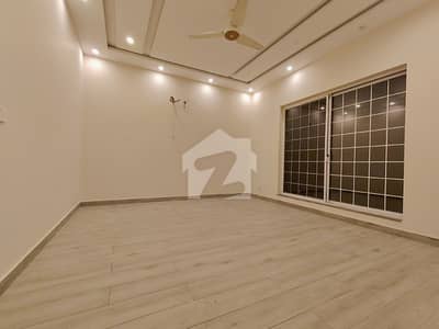 1 Kanal Upper Portion For Rent In Phase 6