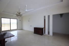 1 Kanal Fully Renovated Upper Portion For Rent In Phase 2 At Hot Location