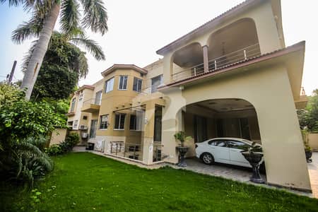 2 Kanal House with Basement (Commercial Use) for Rent Gulberg 2, Lahore